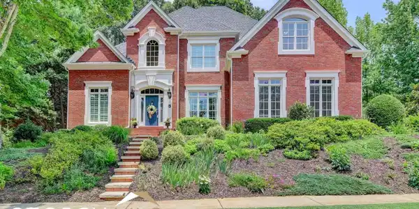 2255 Bent Creek Manor