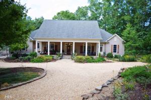 244 River Point Dr