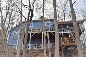 210 River Ridge Rd