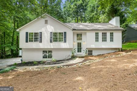 28 Boones Ridge Drive SE