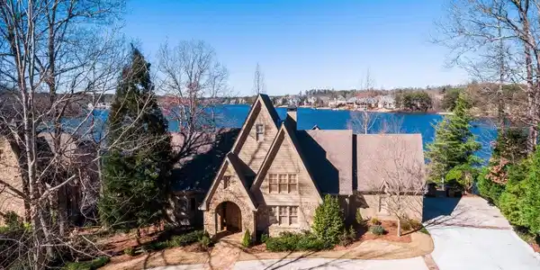 751 Eagles Mere Ct
