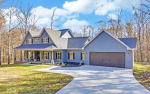 572 Ridgewood Dr