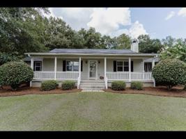 693 Lakeshore Drive