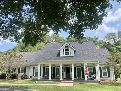 1012 Riverside Drive