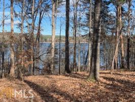 167 Edgewater Trl