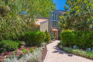 1959 Emerald Dr