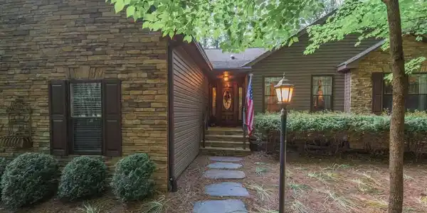 271 Frost Pine Cir