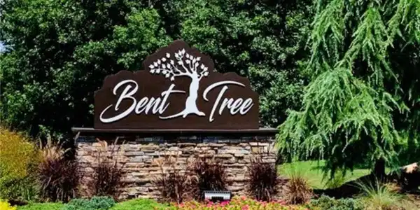 260 Golf View Court