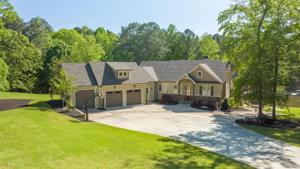 1260 Meadow Drive