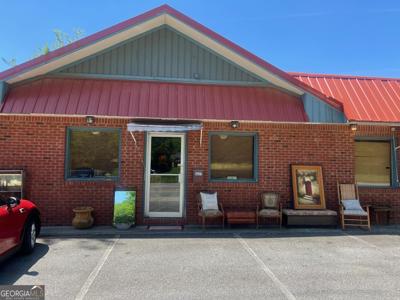 5327 N Main Street