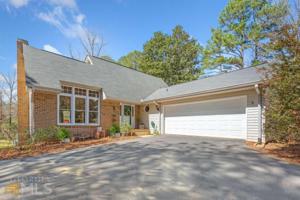 309 W Yorktown Drive