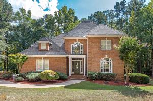 8264 Greenview Dr