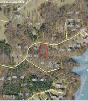 13  Lake Place Dr