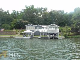 131 Lee Rd 915