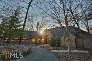 10 Summit St
