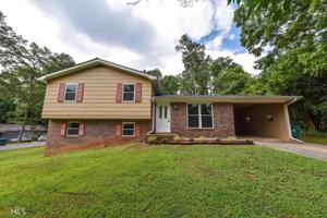 96 Hall Cir