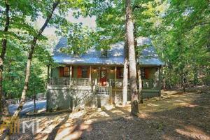 222 Bellflower Dr