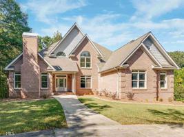 2001 Pine Forest Ct