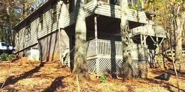 1408 Hickory Cove Rd