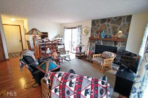 1301 Fairway Oaks Dr