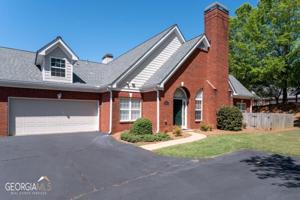 103 Stonegate Lane