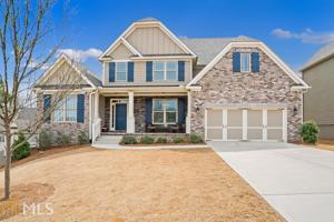 110 Clubhouse Ln