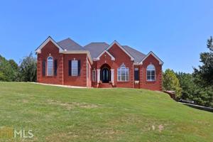 77 Howell Rd