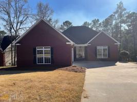 114 Crestwood Trail