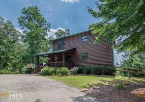 35 Lakeside Trl