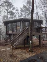 98 Treetopper Cir