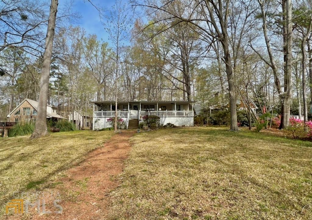 372 Possum Point Drive, Eatonton, GA lhrmls01163639