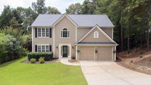 9004 Mallory Lane