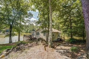 230 Airstrip Road