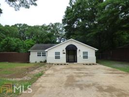 5561 N Main St