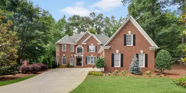520 Westwind Pte