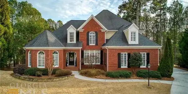 1015 Signal Pointe