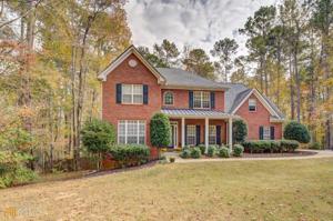 880 Huiet Drive