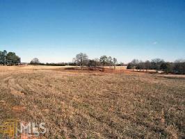 TR 2  Hillcrest Cir
