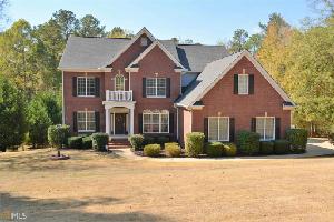 107 Riverbluff Dr