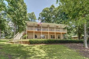 67 Emerald Lane