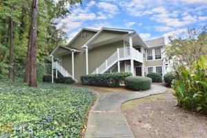 1101 Berkeley Woods Dr