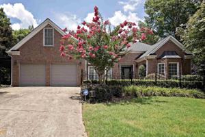 319 Woodbrook Crest