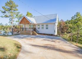 421 Pointe View Estates