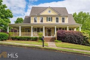 111 Racquet Dr