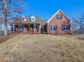 17 Bryant Dr