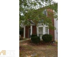 4879 Robinson Square Dr
