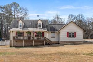 2435 Quentin Dr