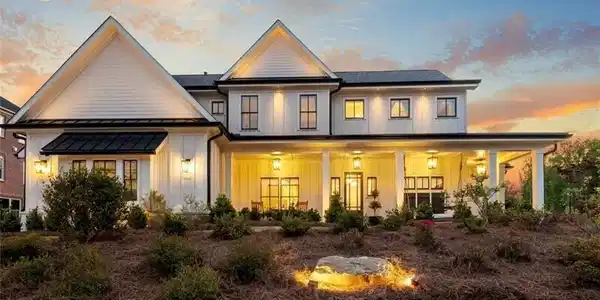 605 Martha Way