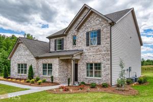 110 Estancia Ln