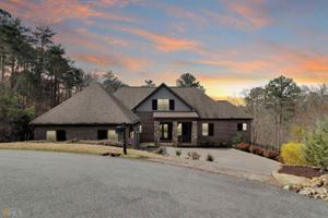 15 York Trace